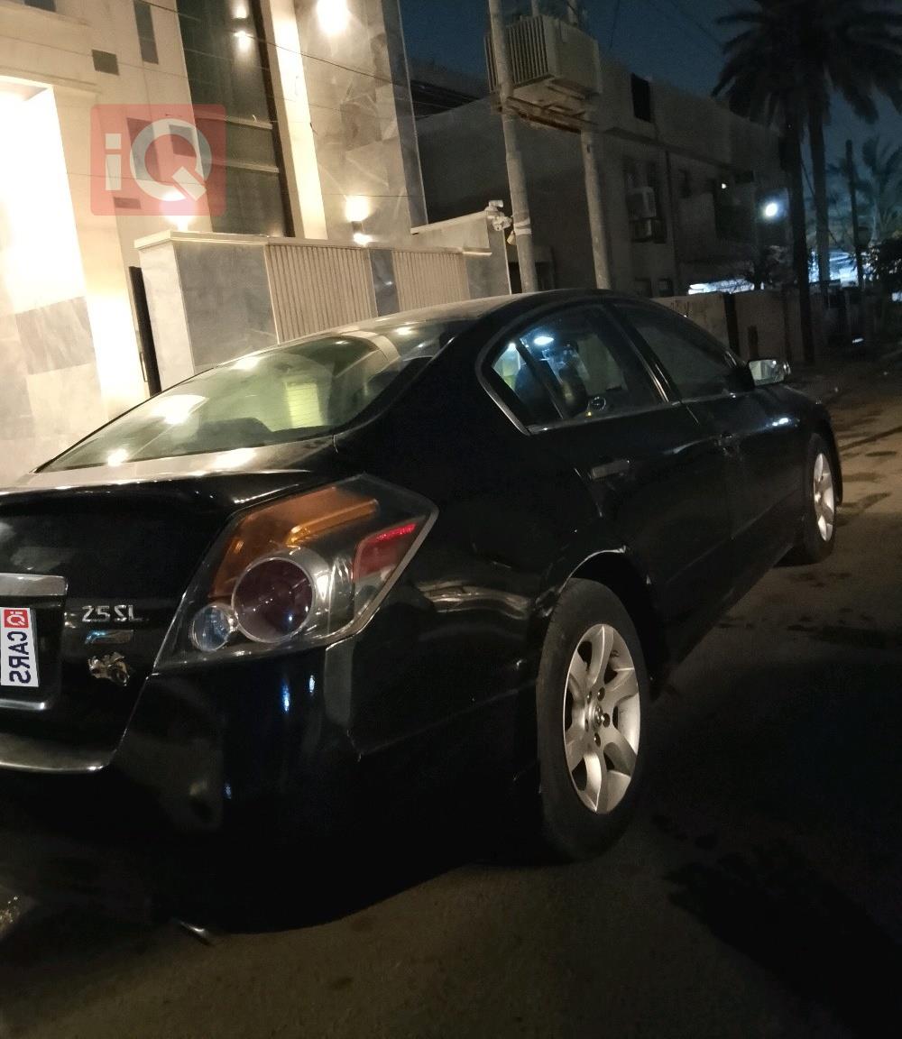 نيسان ألتيما